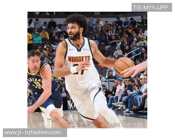 穆雷第三节压哨三分命中 球弹框入网助球队重回同一起跑线